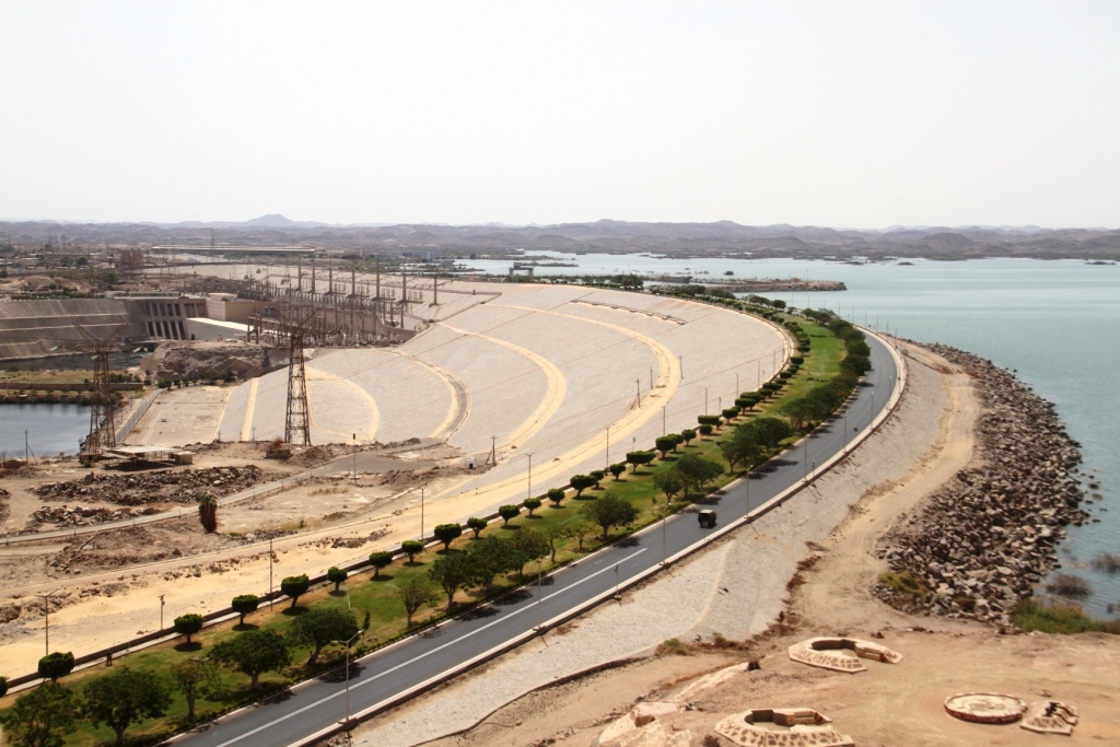 جسم السد العالى