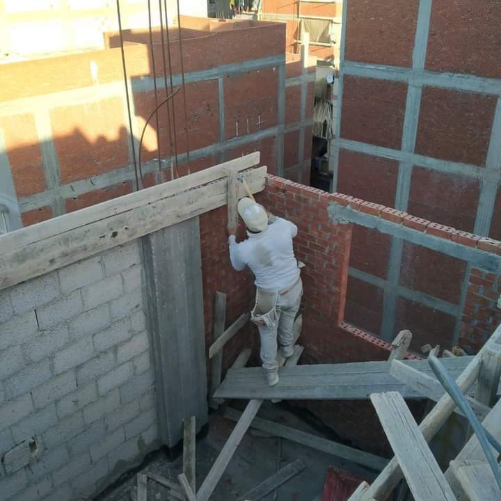 إيقاف أعمال  بناء مخالف في حي المنتزة بالاسكندرية