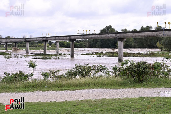 فضان مياه نهر سيريو فضان مياه نهر سيريو