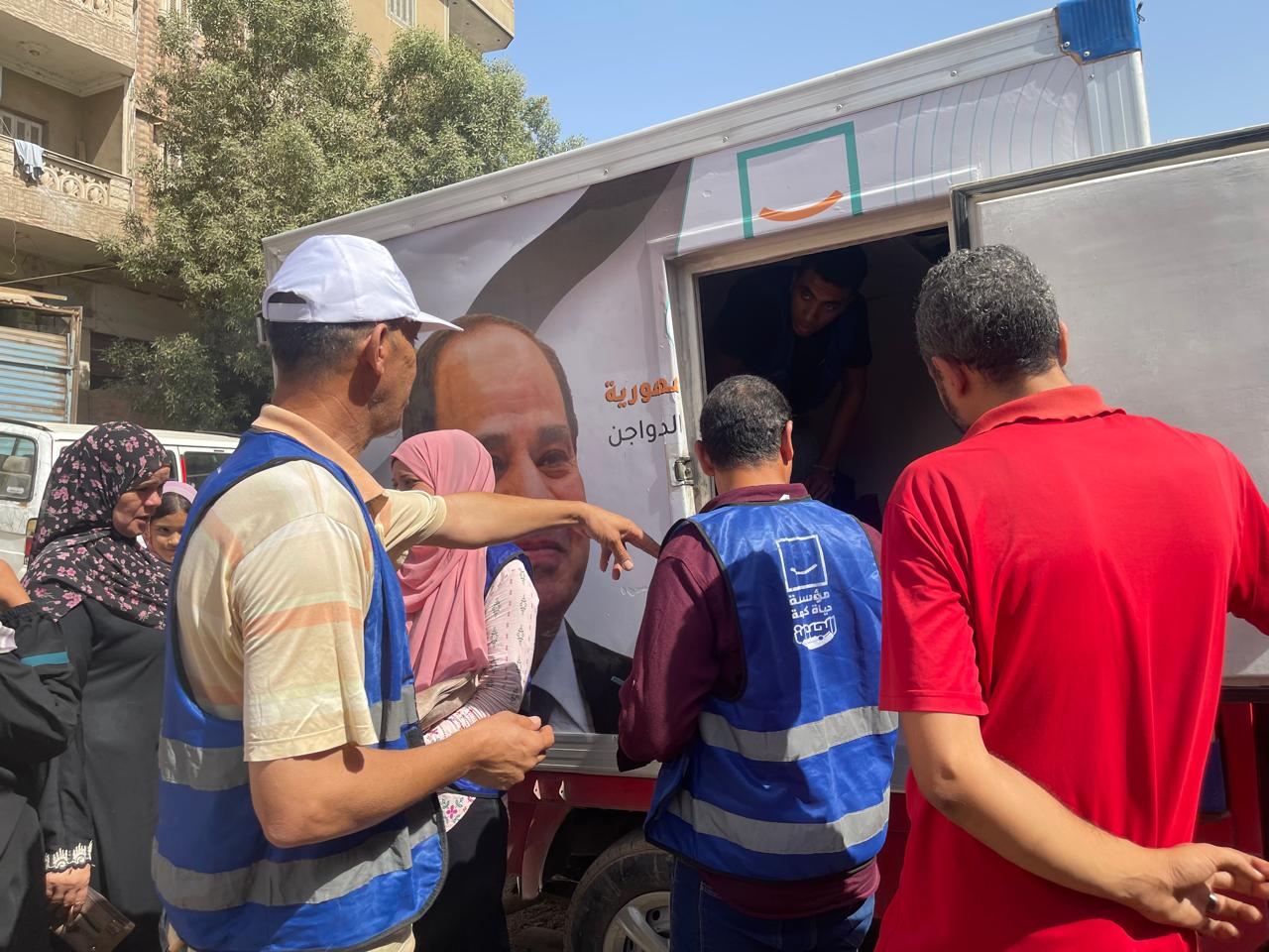 منافذ للحياة الكريمة بقرية طموح بالجيزة منافذ للحياة الكريمة بقرية طموح بالجيزة