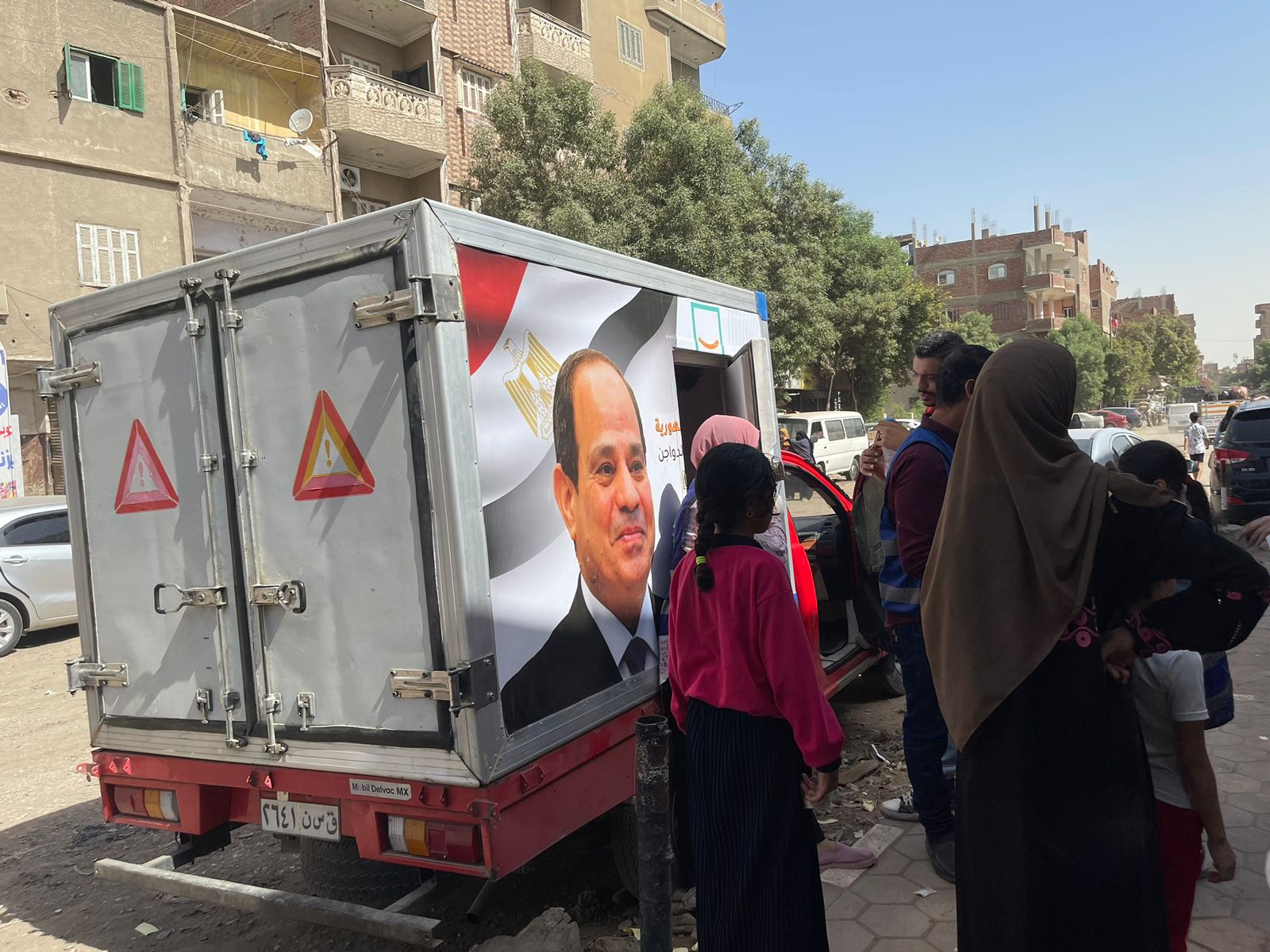 منافذ الحياة الكريمة بقرية طموح منافذ الحياة الكريمة بقرية طموح