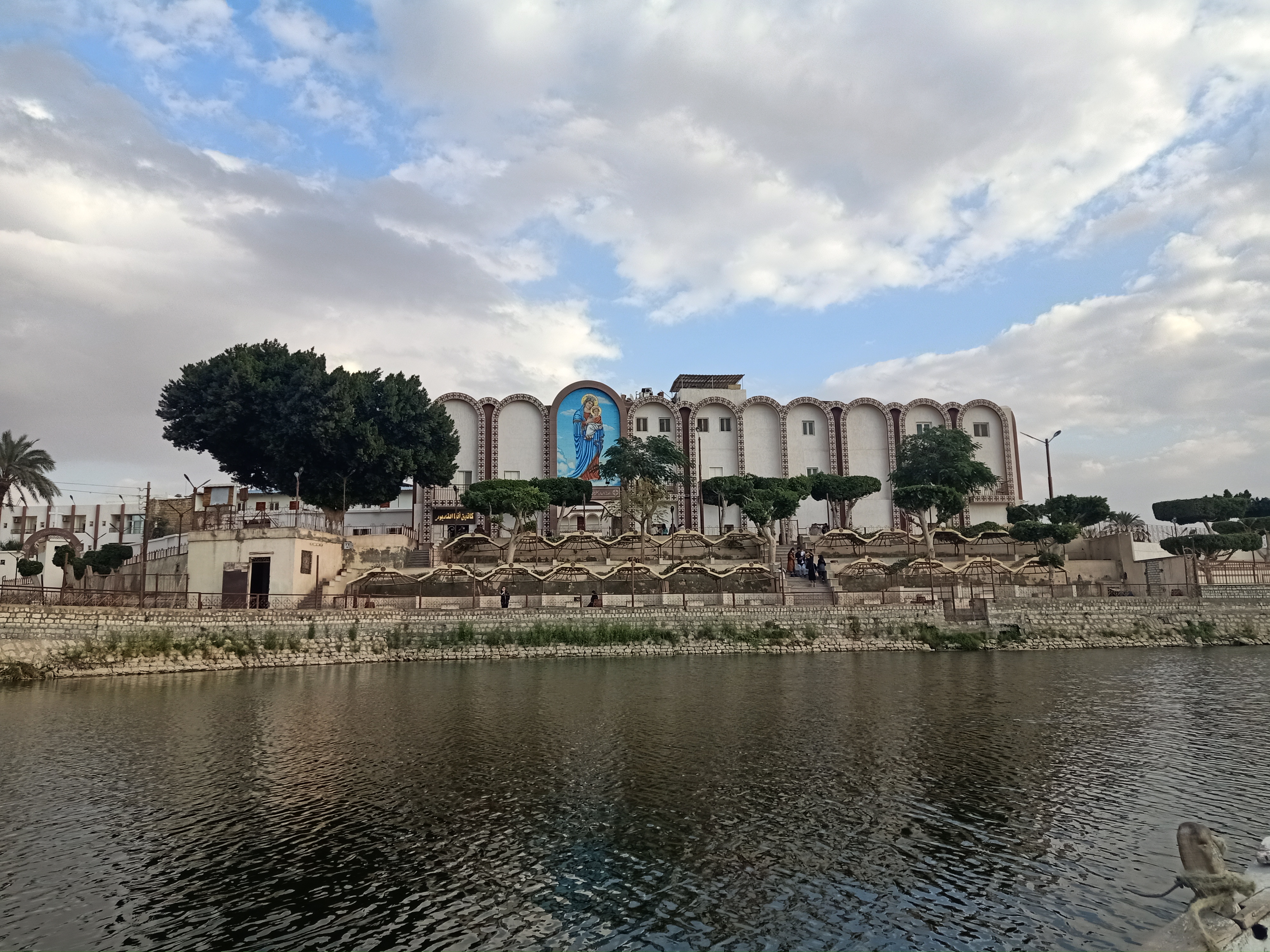 دير العذراء مريم