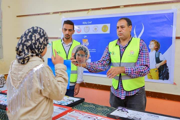 التحالف الوطني يقدم خدمات طبية مجانية لطلاب المدارس