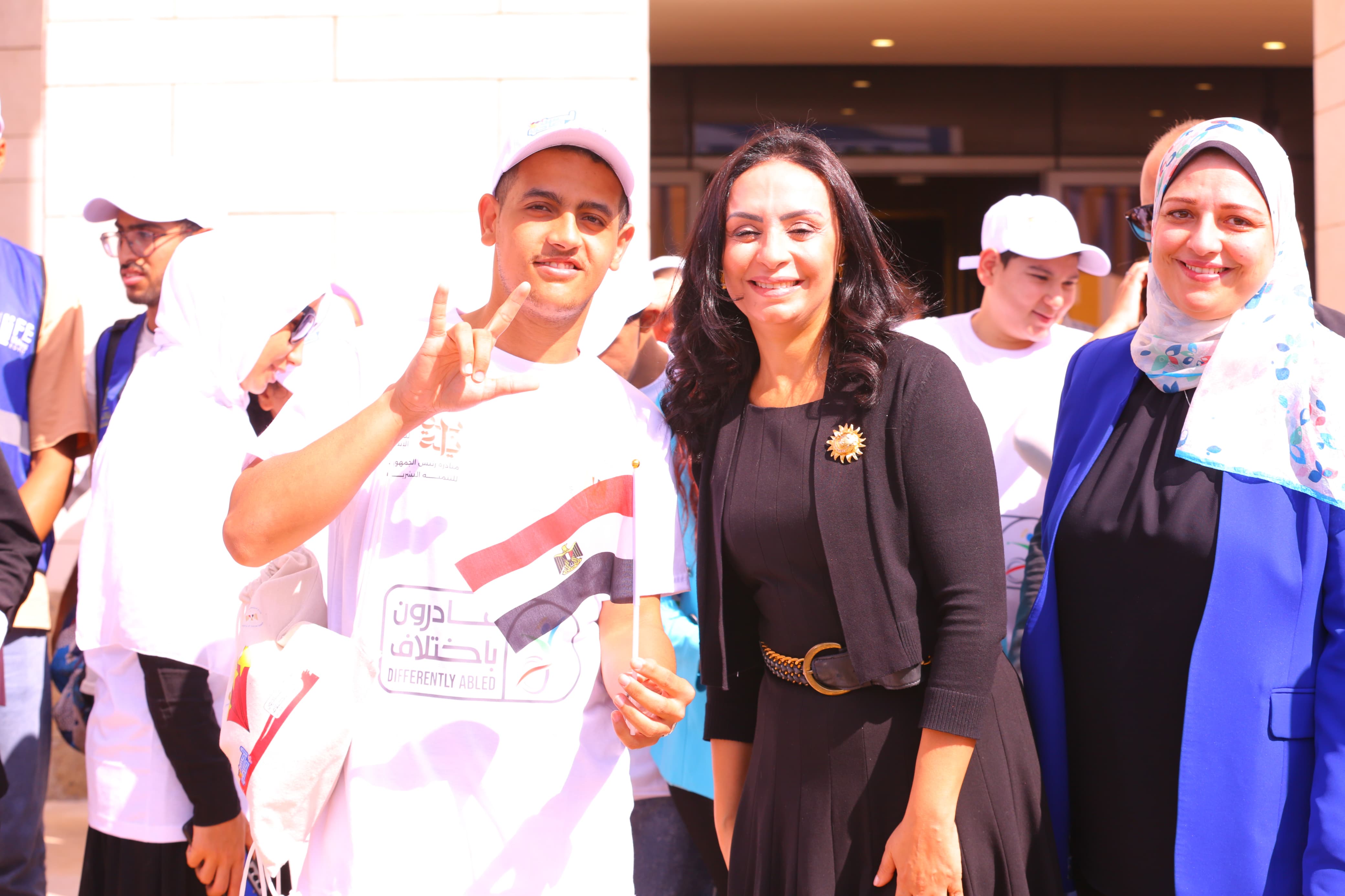 جانب من استقبال وزيرة التضامن لطلبة الجامعة من ذوي الإعاقة بالعاصمة الإدارية جانب من استقبال وزيرة التضامن لطلبة الجامعة من ذوي الإعاقة بالعاصمة الإدارية