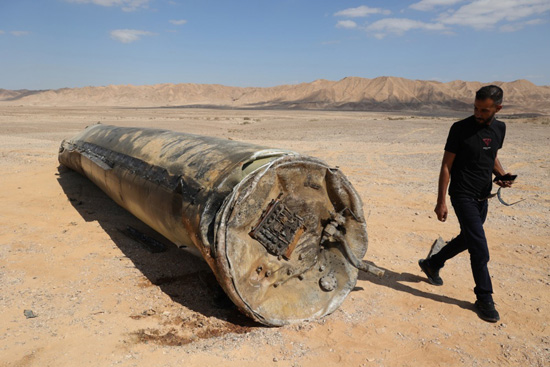 صواريخ باليستية أطلقت من إيران على إسرائيل (3)