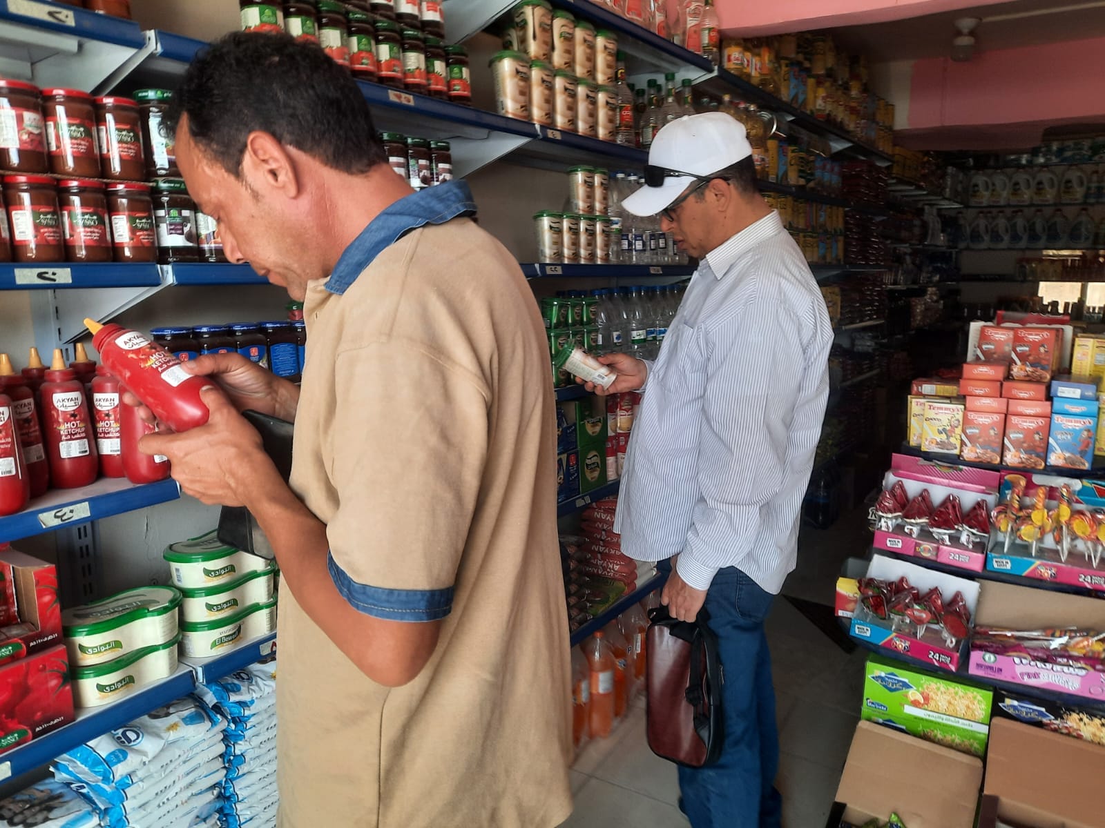 التأكد من صلاحية السلع الغذائية التأكد من صلاحية السلع الغذائية
