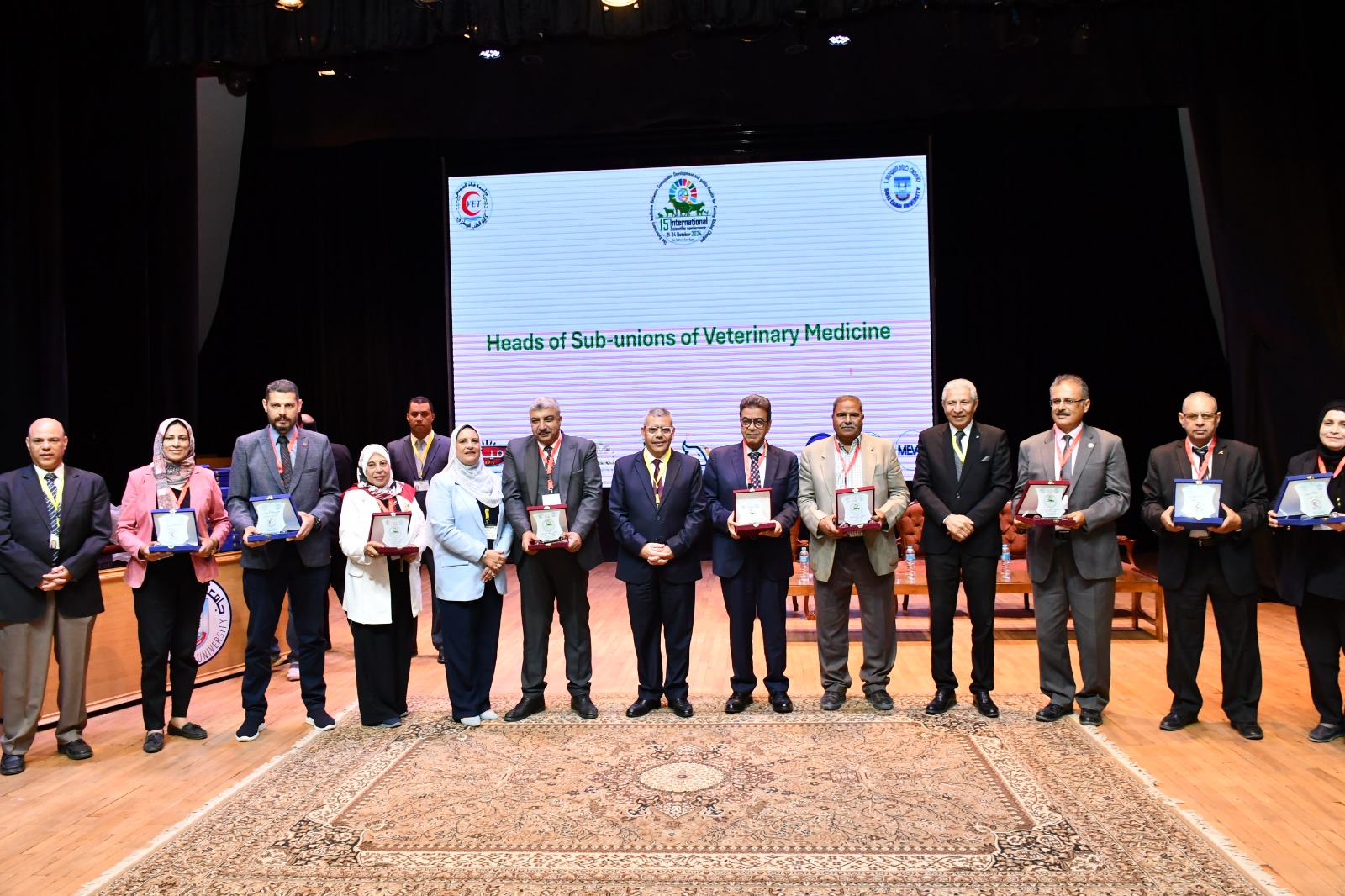 كواليس مؤتمر كلية الطب البيطري بجامعة قناة السويس (10)