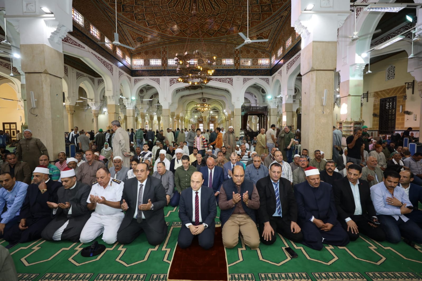 محافظ كفر الشيخ بمسجد العارف الدسوقي محافظ كفر الشيخ بمسجد العارف الدسوقي