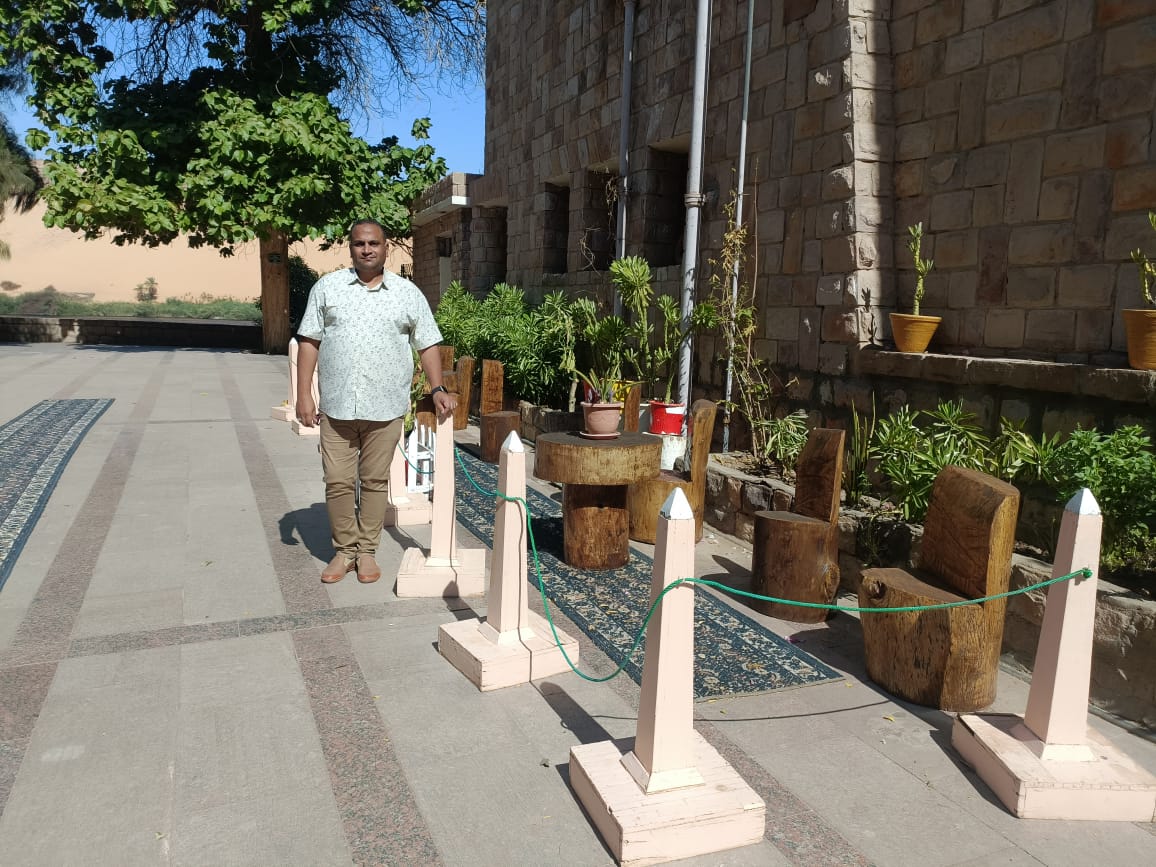 د عمرو محمود مدير الحديقة د عمرو محمود مدير الحديقة