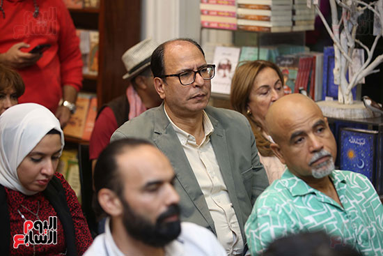 الكاتب عادل السنهوري الكاتب عادل السنهوري