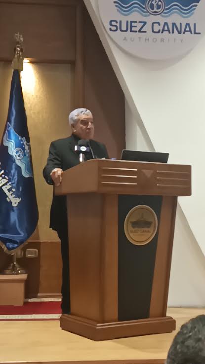 زاهي حواس زاهي حواس