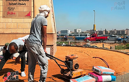 جانب من أعمال التطوير جانب من أعمال التطوير