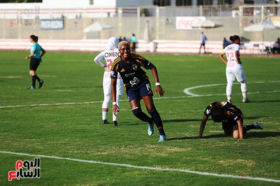 فرحة-لاعبة-الأهلي-بالهدف-الأول-في-مرمي-الزمالك