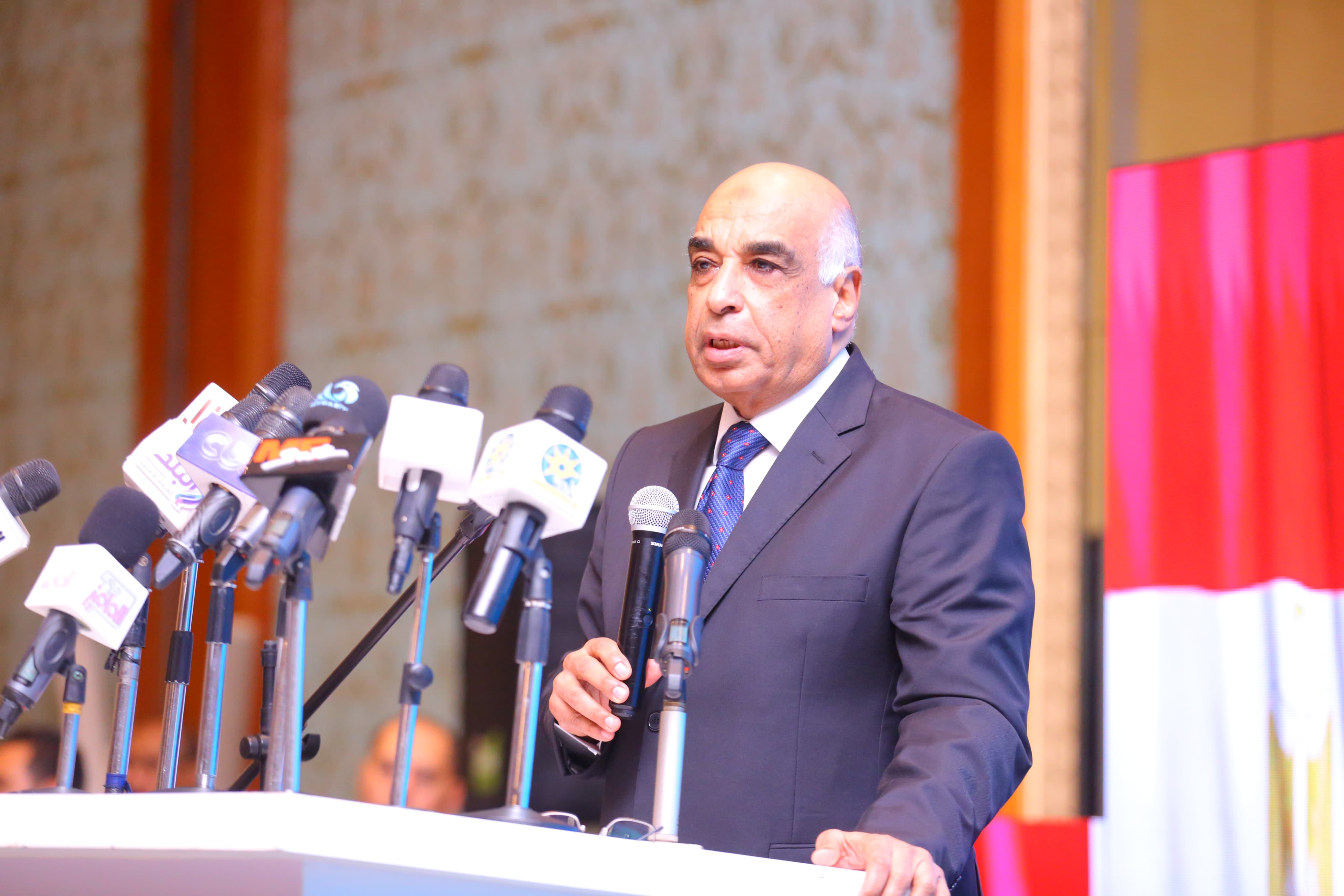 المستشار عدنان فنجري وزير العدل المستشار عدنان فنجري وزير العدل