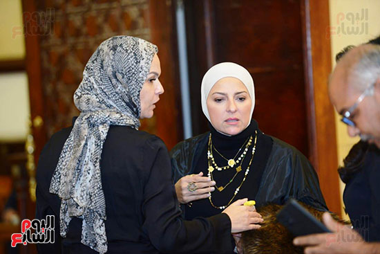 تعزية والدة مفيدة شيحة (11)