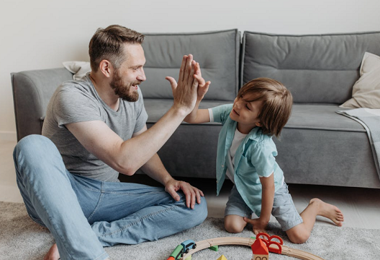 تعامل ايجابي