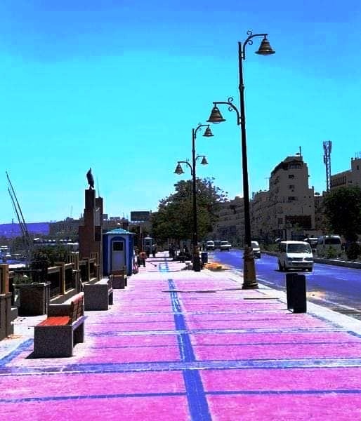 أعمدة زخرفية أعمدة زخرفية