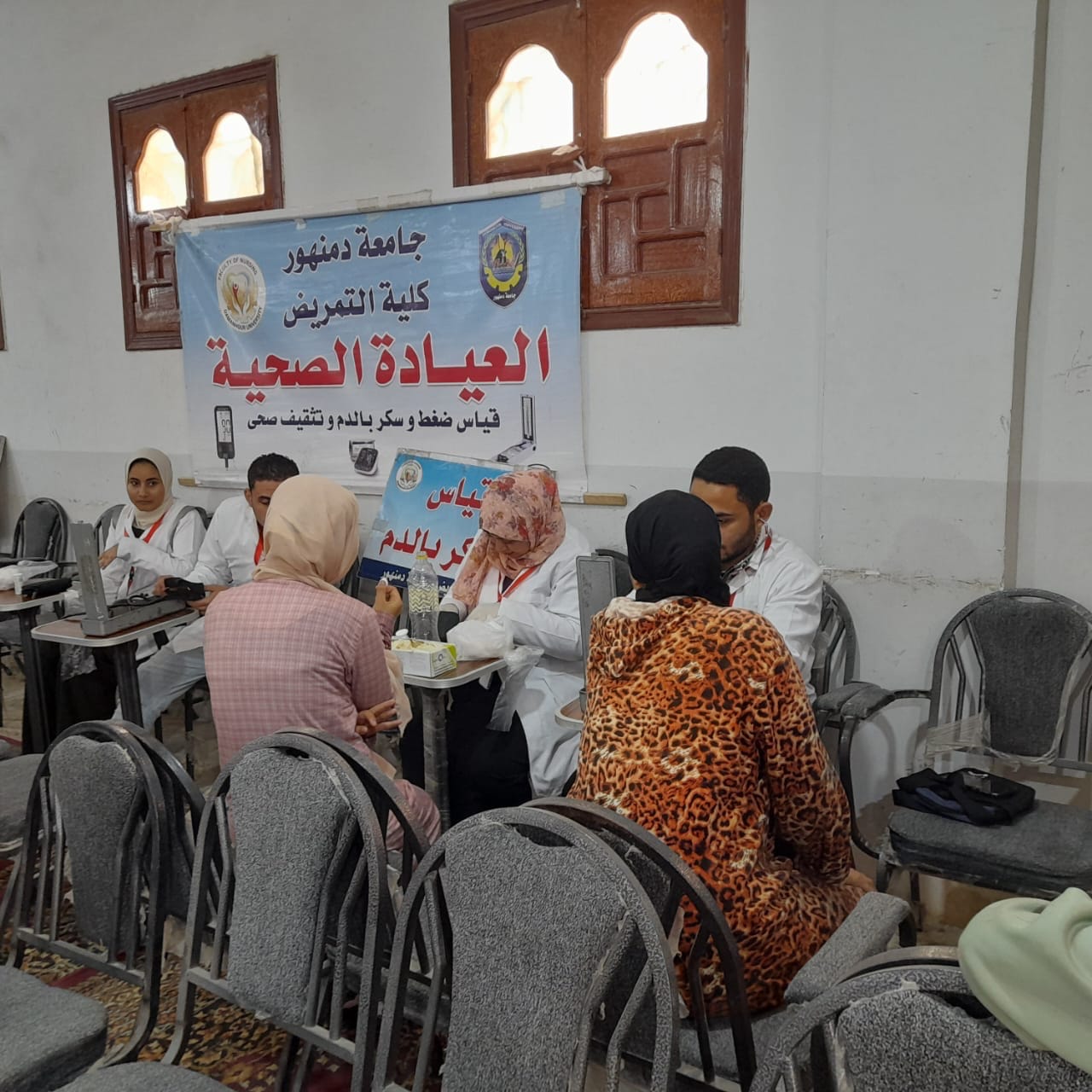  مشاركة جامعة دمنهور بمبادرة بداية (12)