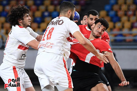 يد الاهلى والزمالك (1)