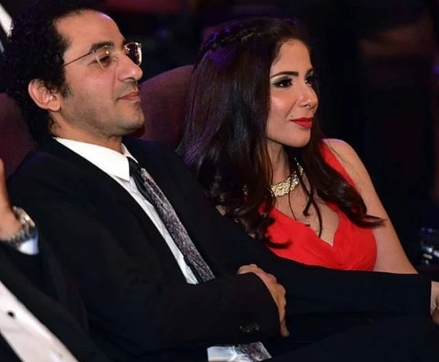 احمد حلمى وزوجته منى زكى احمد حلمى وزوجته منى زكى