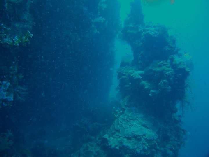 كهف عدموقع،غوص عرق سمية