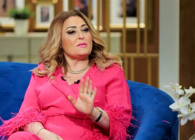 الفنانة نهال عنبر