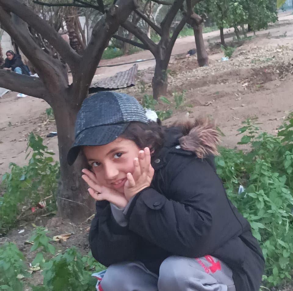 الطفلة أمل الشهيدة