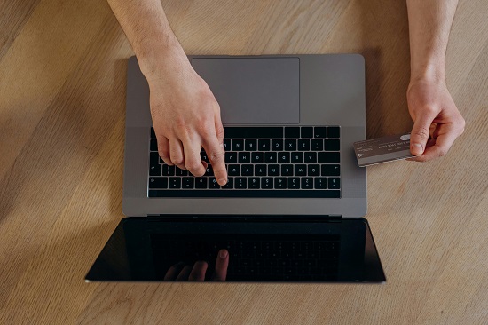 التسوق أونلاين التسوق أونلاين