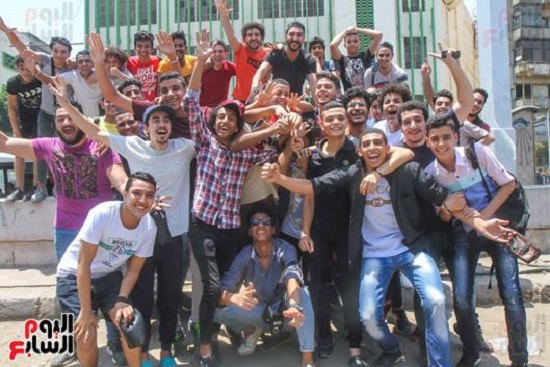 طلاب الثانوية العامة 1