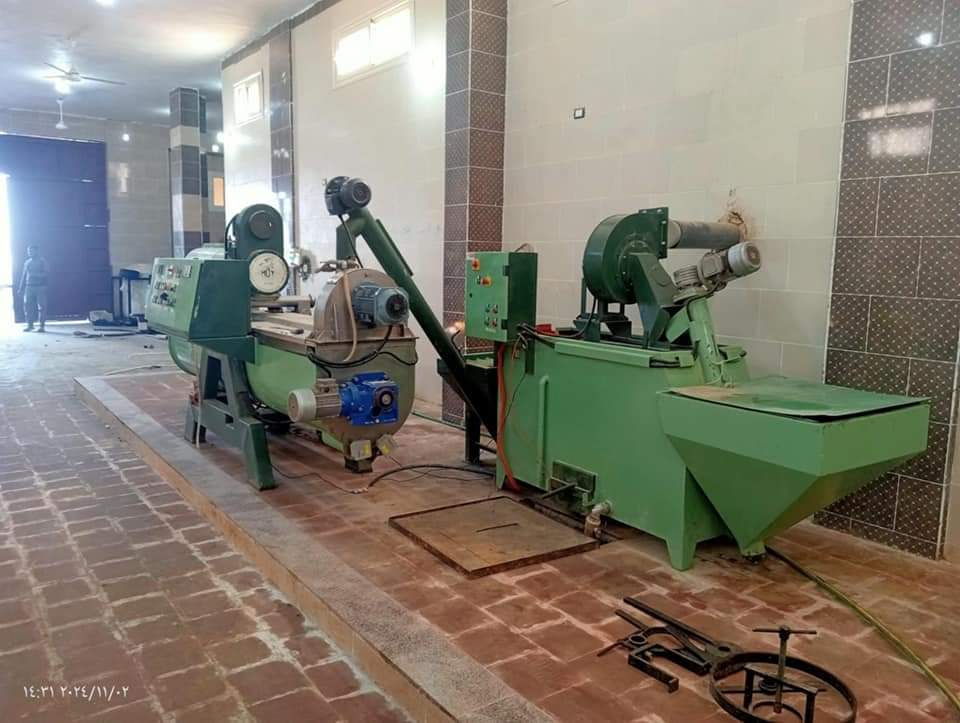 أكبر خط لإنتاج زيت الزيتون بالفرافرة أكبر خط لإنتاج زيت الزيتون بالفرافرة