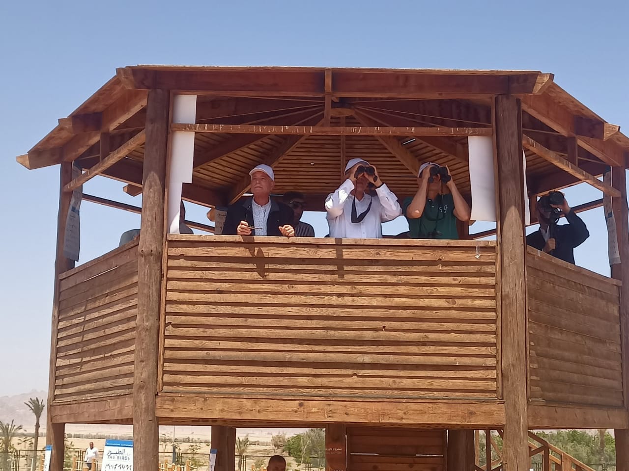 مراصد لمراقبة الطيور المهاجرة مراصد لمراقبة الطيور المهاجرة
