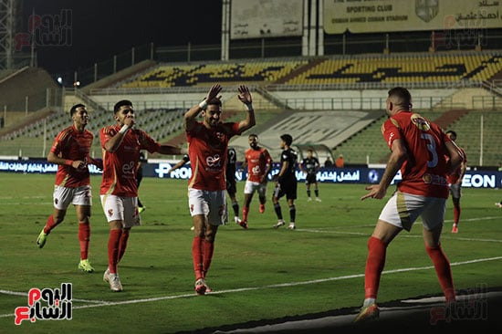 فرحة طاهر محمد طاهر بالهدف الاولي (1)