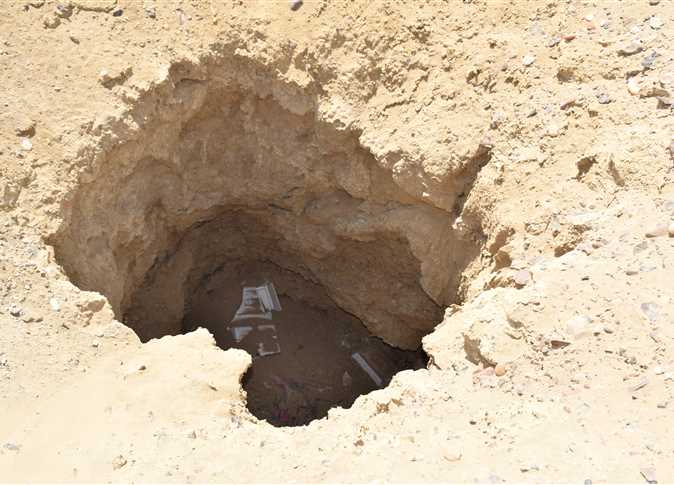 جزء من المنطقة الأثرية بأبو صير جزء من المنطقة الأثرية بأبو صير