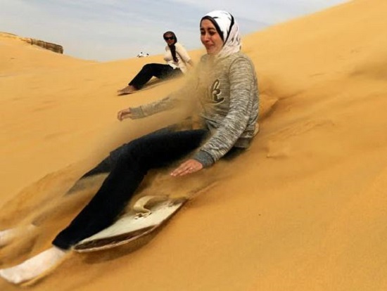 التزحلق على الرمال بالفيوم