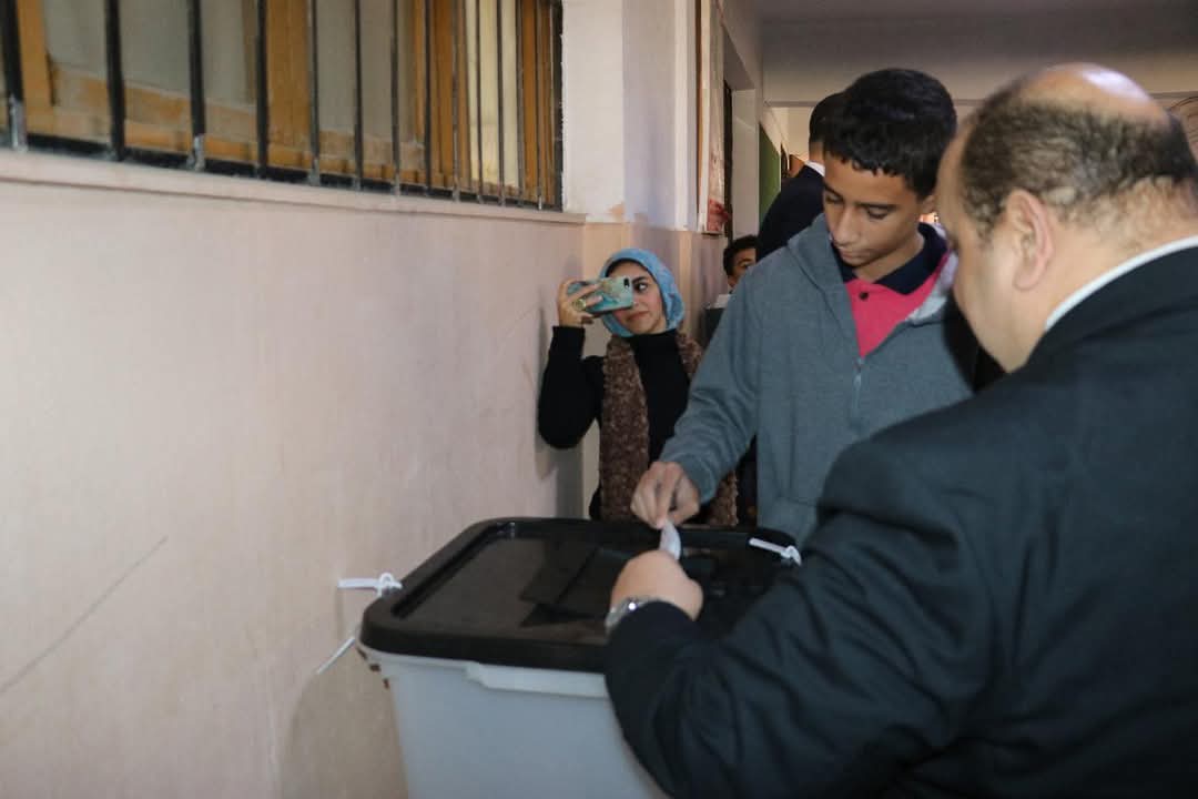 التصويت في صناديق الاقتراع