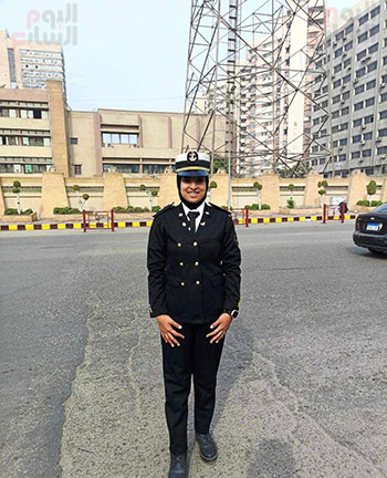 ندى-بملابس-البحرية ندى-بملابس-البحرية