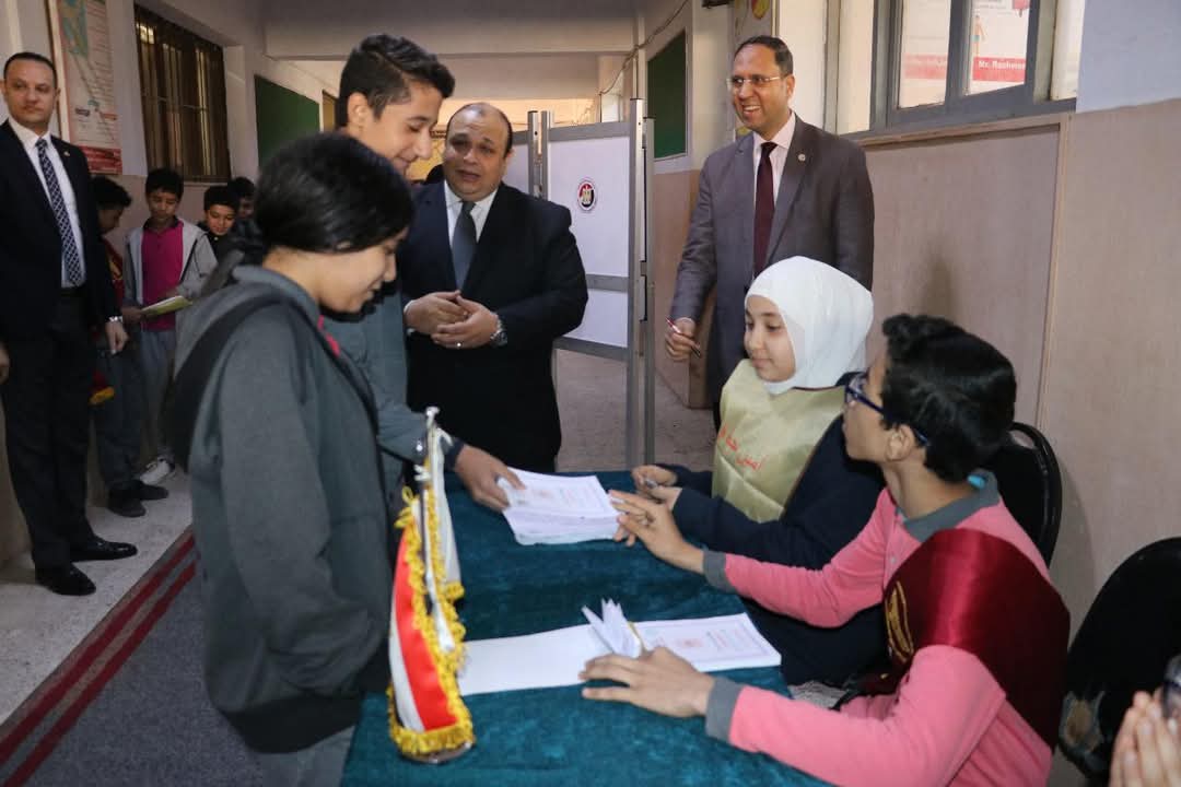 المستشار شريف صديق يشرف على الانتخابات