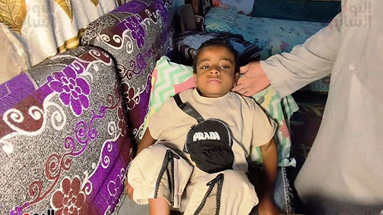 الطفل-داخل-المنزل