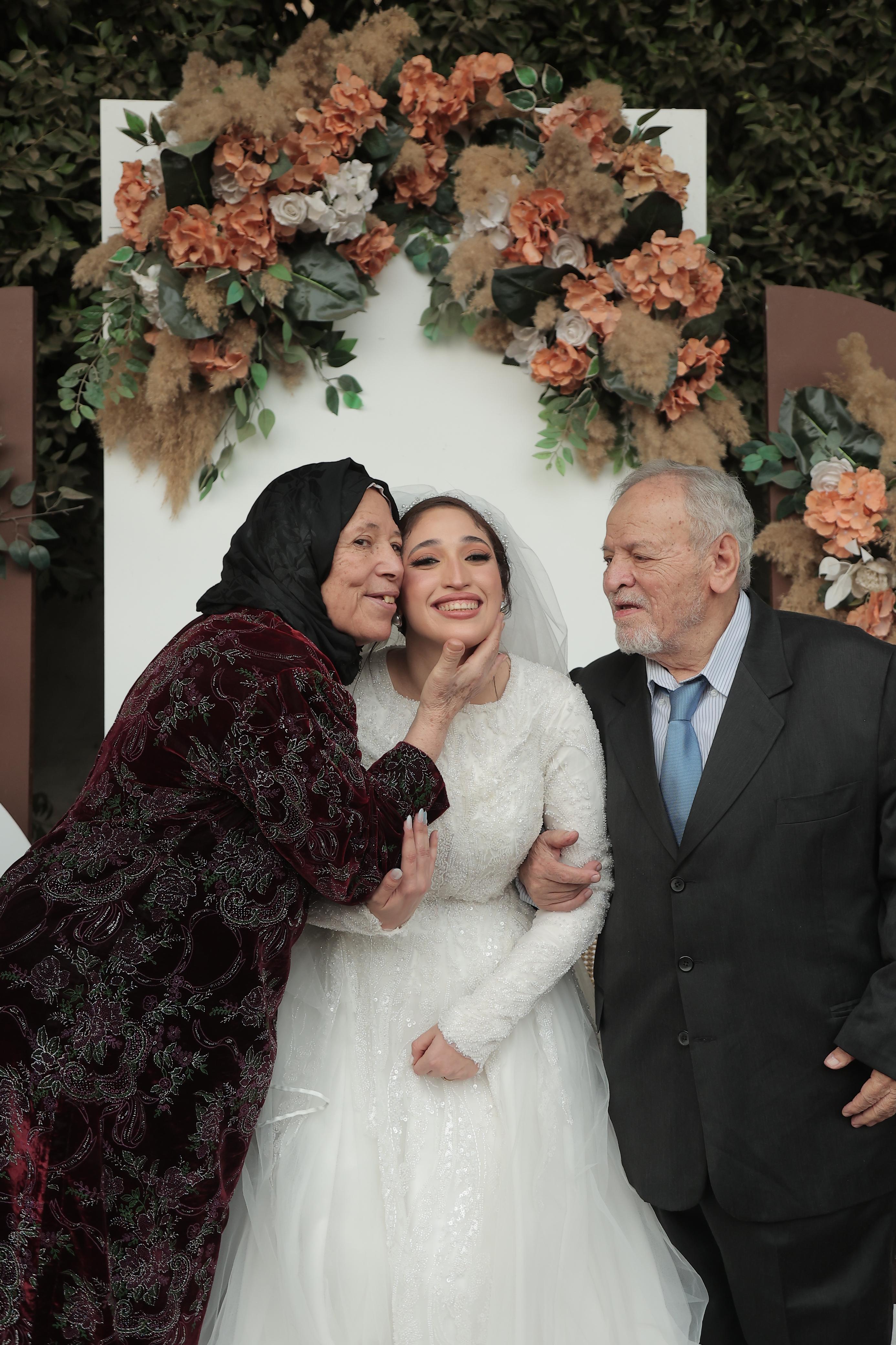 جدا العروسين جدا العروسين