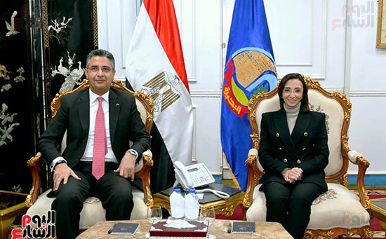 جانب-من-لقاء-الوزير-ومحافظ-البحيرة جانب-من-لقاء-الوزير-ومحافظ-البحيرة