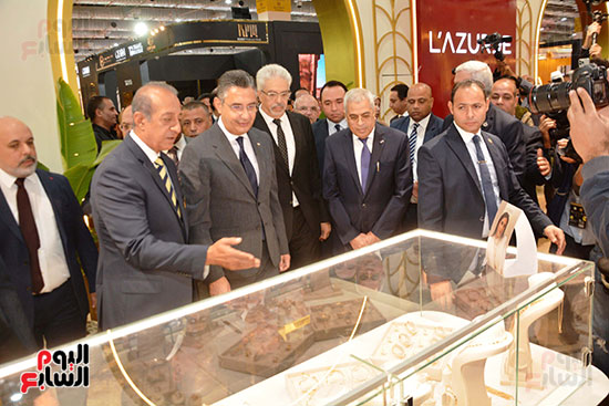 وزير-التموين-يتفقد-المعرض