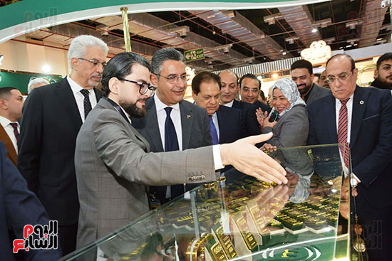 وزير-التموين-يستمع-للعارضين-بمعرض-معرض-‎Nebu-2024