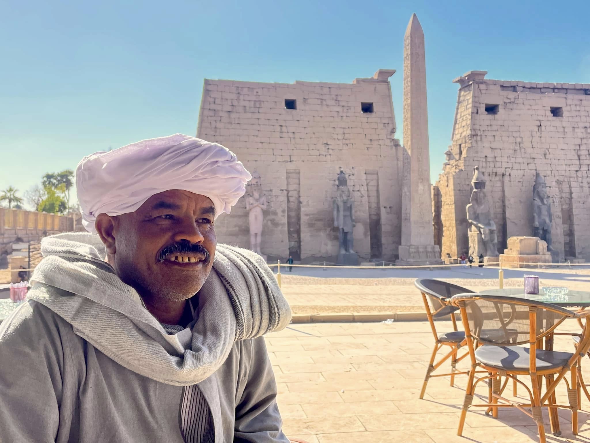 الريس محمود فاروق خلال العمل فى معبد الأقصر الريس محمود فاروق خلال العمل فى معبد الأقصر