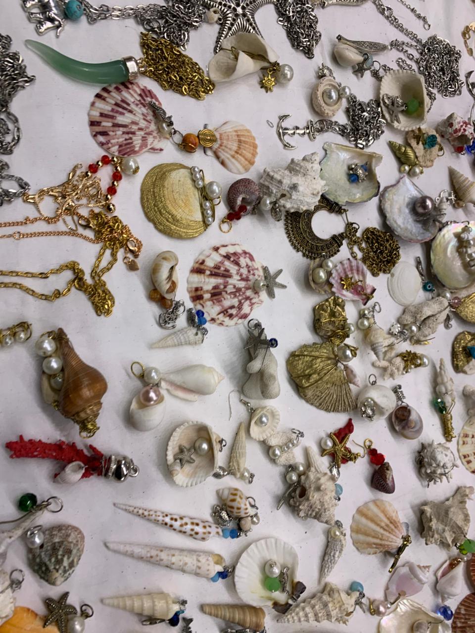 تحول الصدف لحلقان وسلاسل