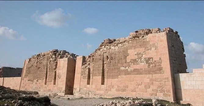 منطقة اثار ابوصير