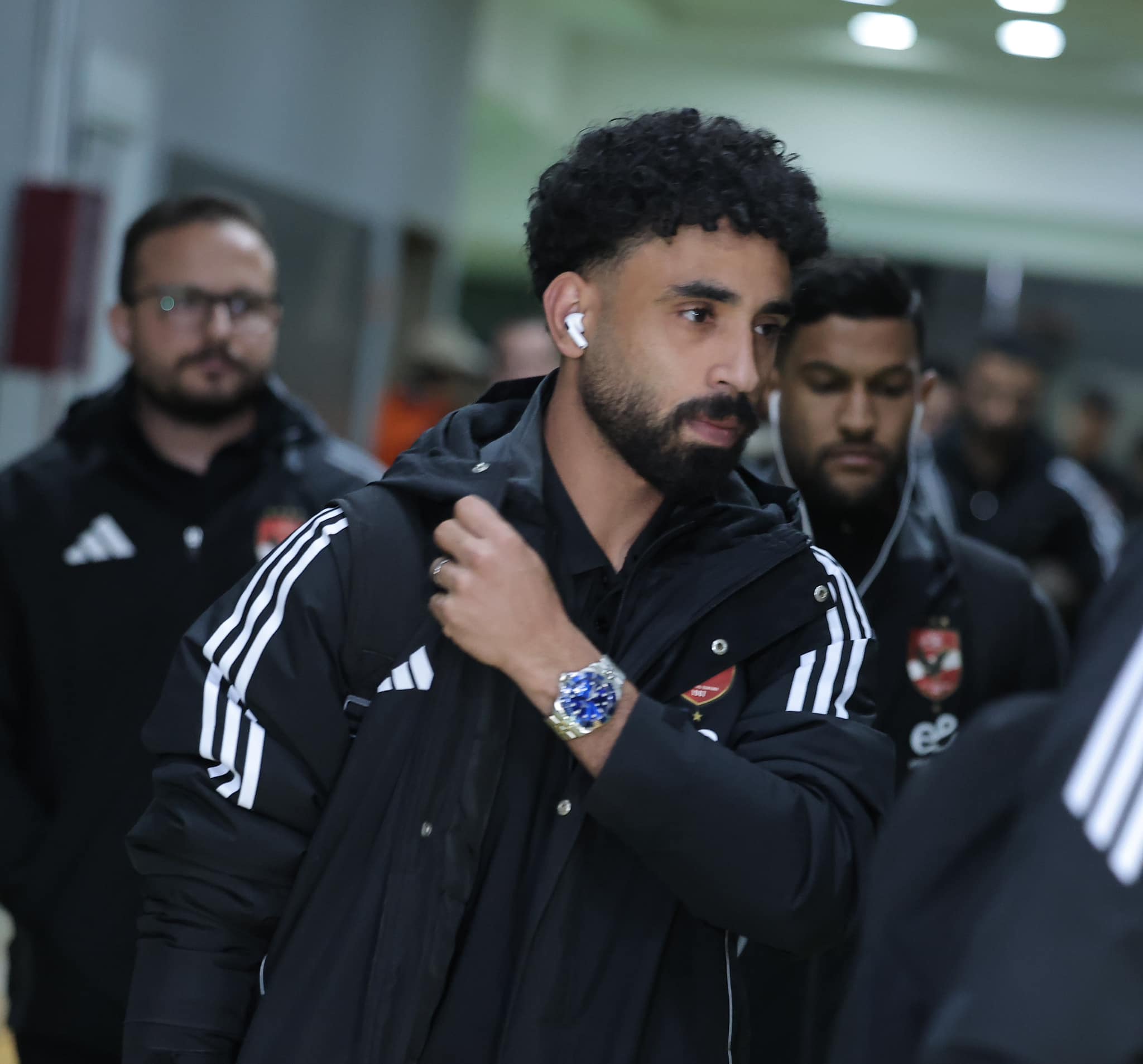 لقطات من وصول الاهلي ملعب برج العرب لمواجهة الأهلي  (9)