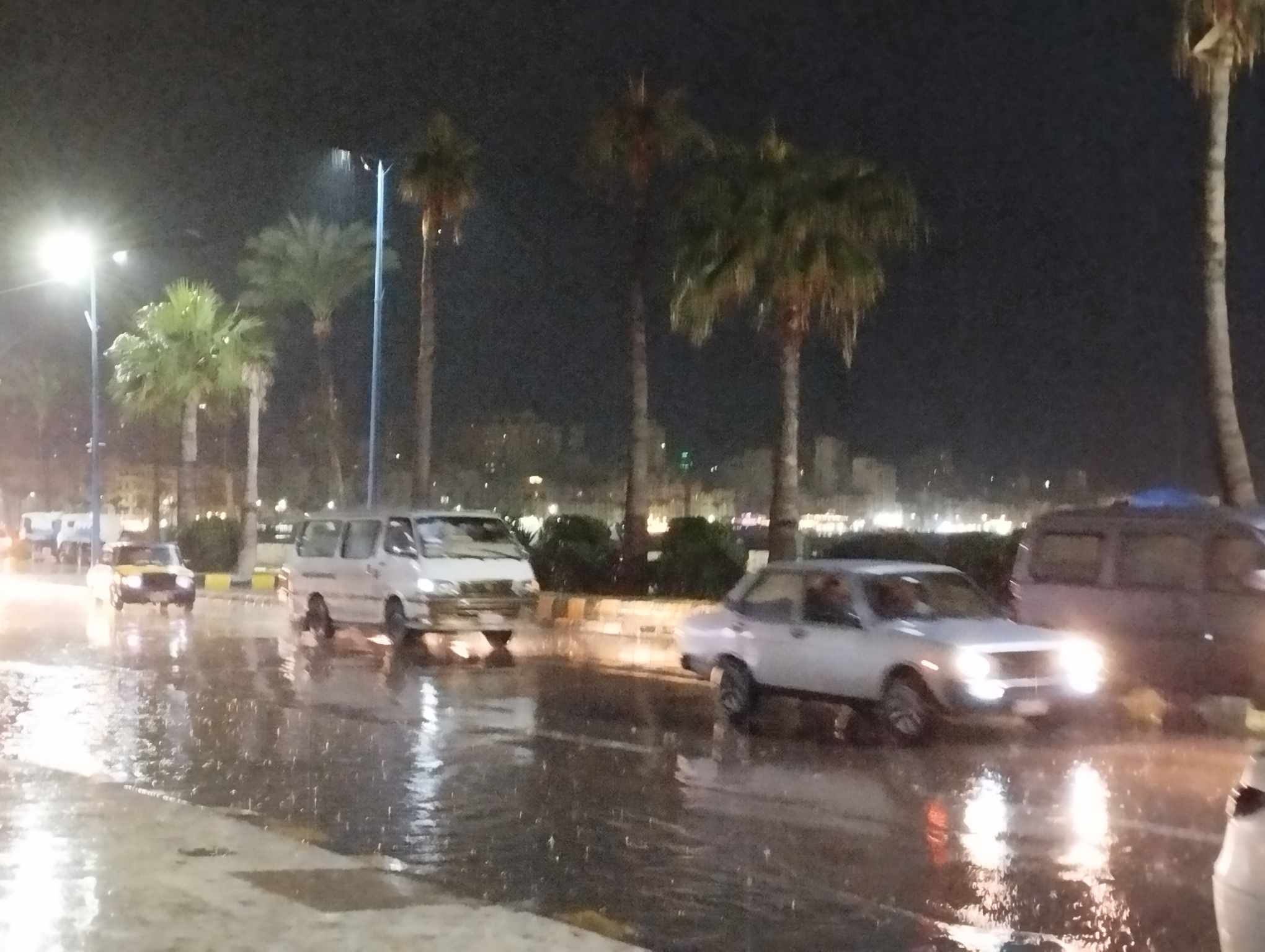 الأمطار بالاسكندريه اليوم الأمطار بالاسكندريه اليوم