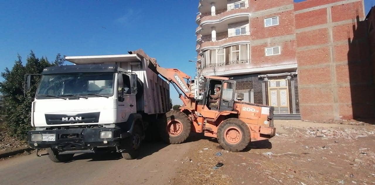 إزالة النفايات من الشوارع (1)