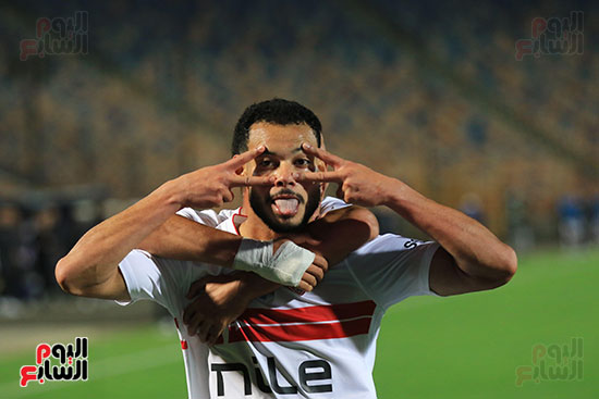 احتفال نبيل عماد دونجا لاعب الزمالك (6)