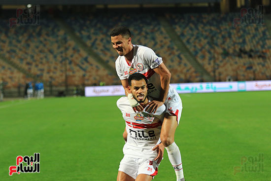 احتفال نبيل عماد دونجا لاعب الزمالك (9)